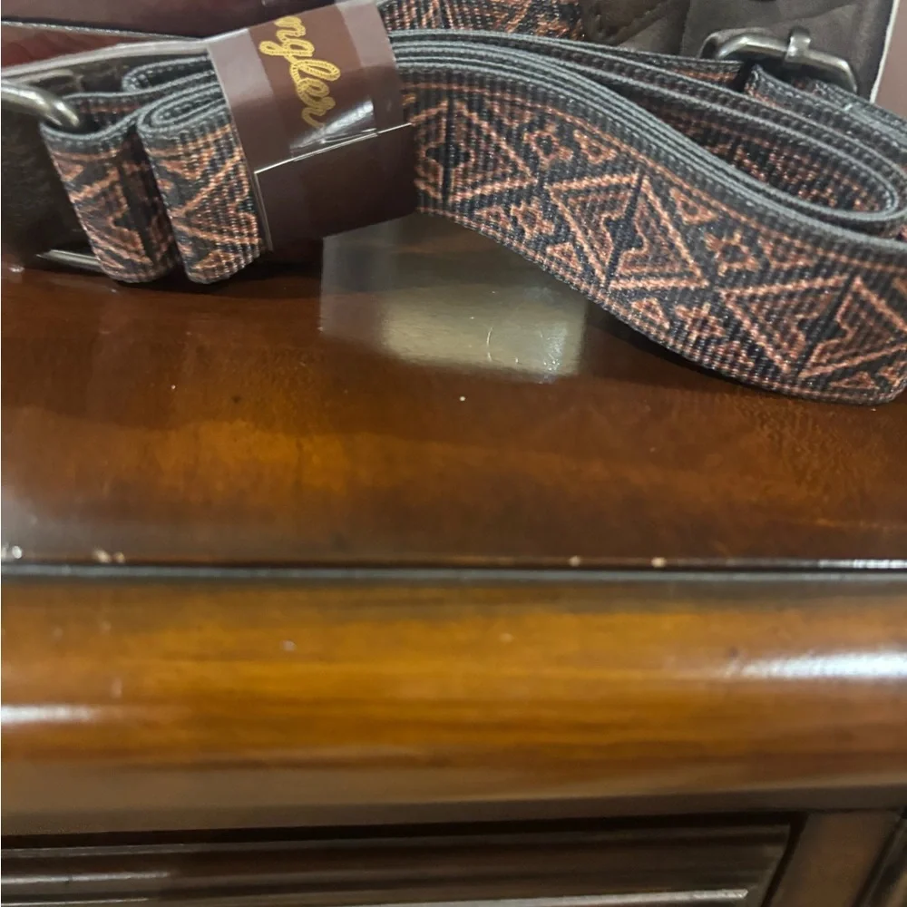 Wrangler Brown and Cream Handbag with Wallet - Picture 2 of 2